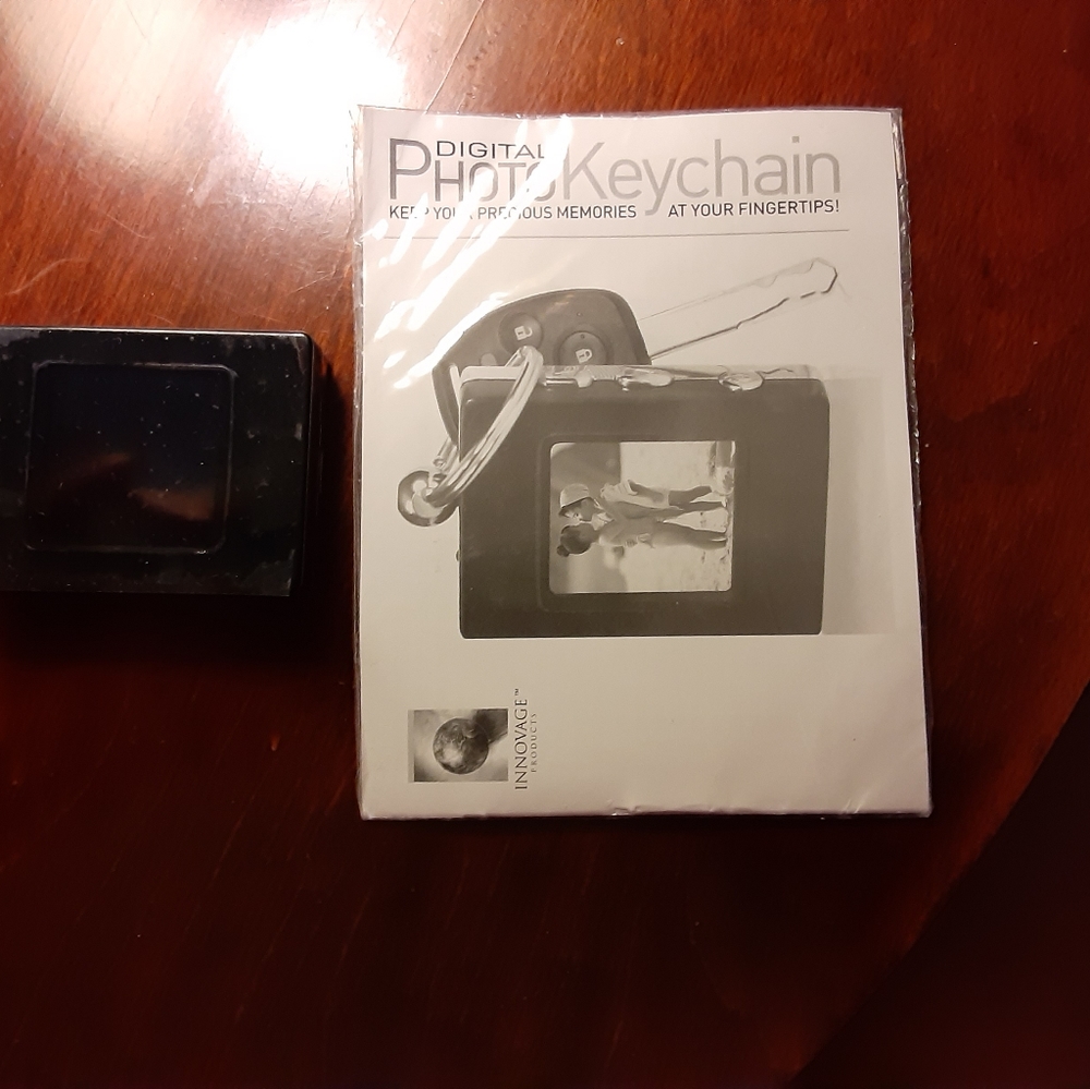 Miniature Electronics - Picture 5 of 5